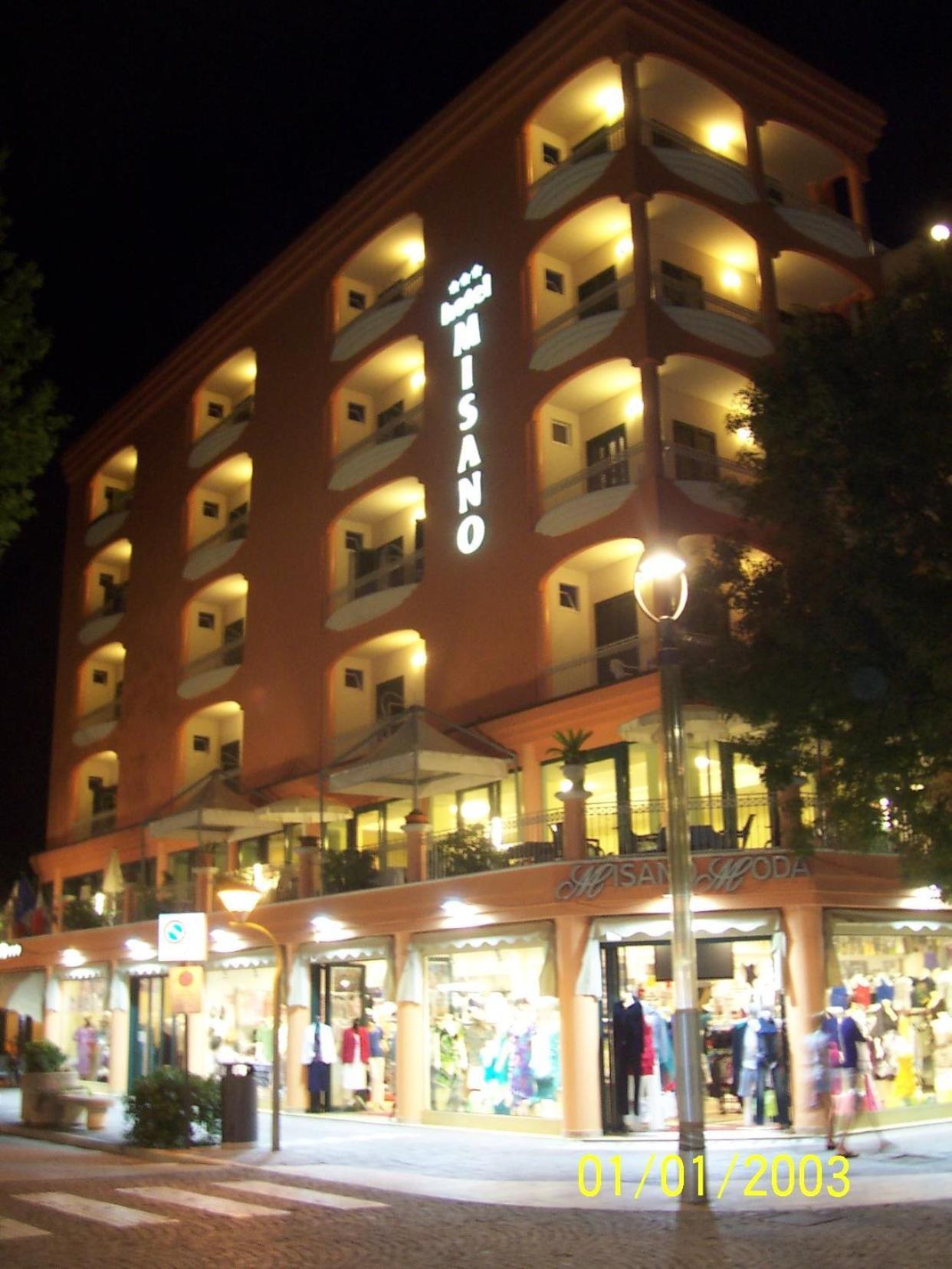 Hotel Misano 미사노아드리아티코 외부 사진