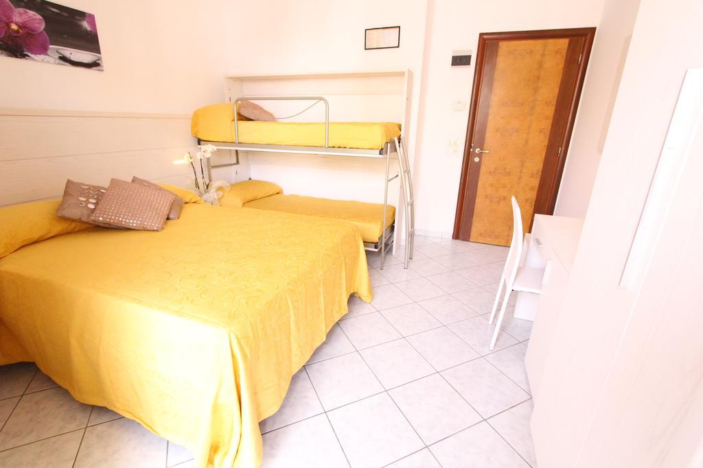 Hotel Misano 미사노아드리아티코 외부 사진